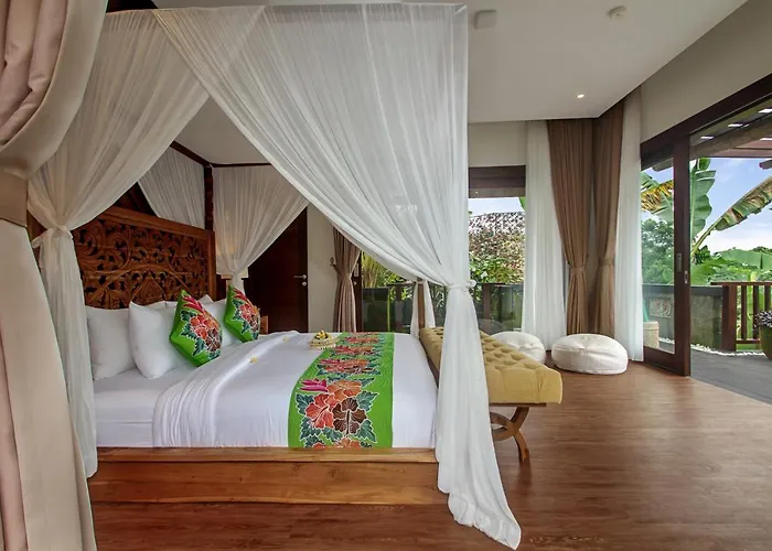 Villa Lembah Damai Villa *